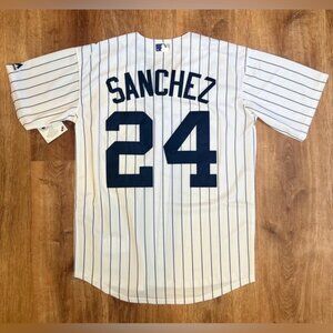 NWT Majestic MLB GENUINE MERCHANDISE COOL BASE Yankees #24 SANCHEZ Jersey MEDIUM